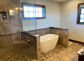 Space-Saving Layout Designs for Modern Bathroom Makeovers bath remodeling in Tiffin
