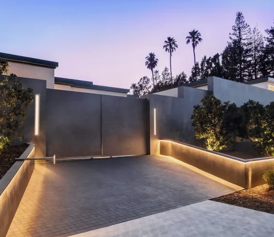 Top Steel Gates in Van Nuys Los Angeles Star Steel Gates Van Nuys